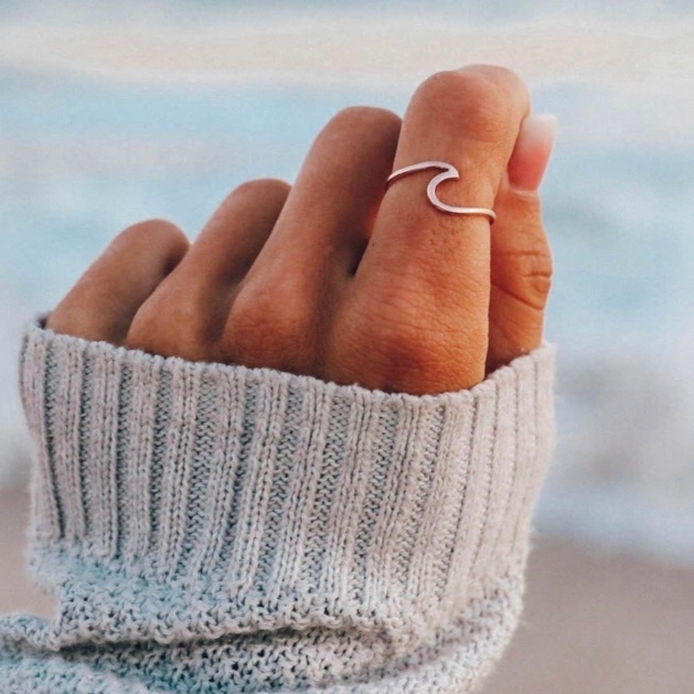 pura vida wave ring